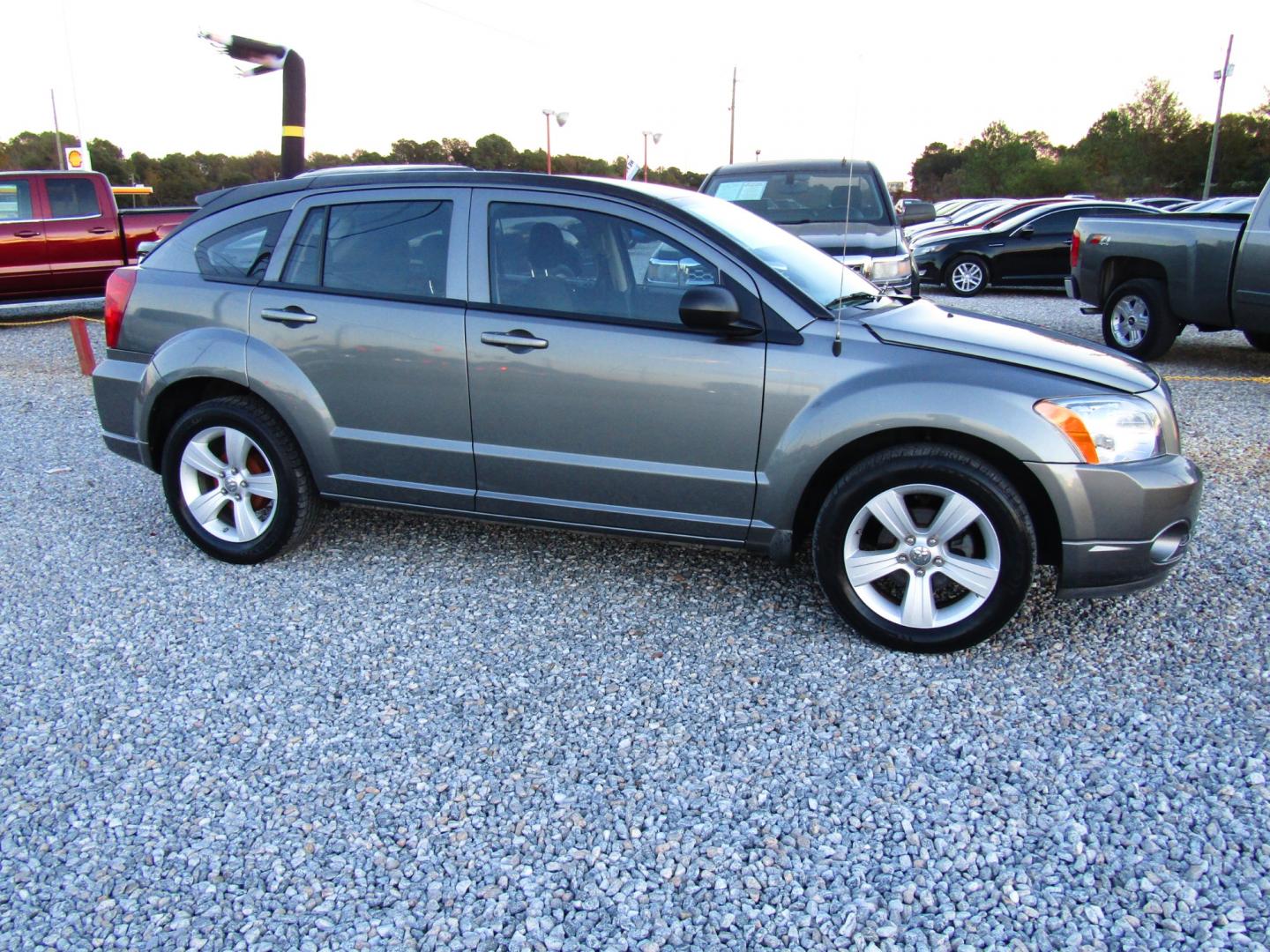 2011 Gray /Gray Dodge Caliber (1B3CB3HA4BD) with an 4 CYL engine, Automatic transmission, located at 15016 S Hwy 231, Midland City, AL, 36350, (334) 983-3001, 31.306210, -85.495277 - Photo#0